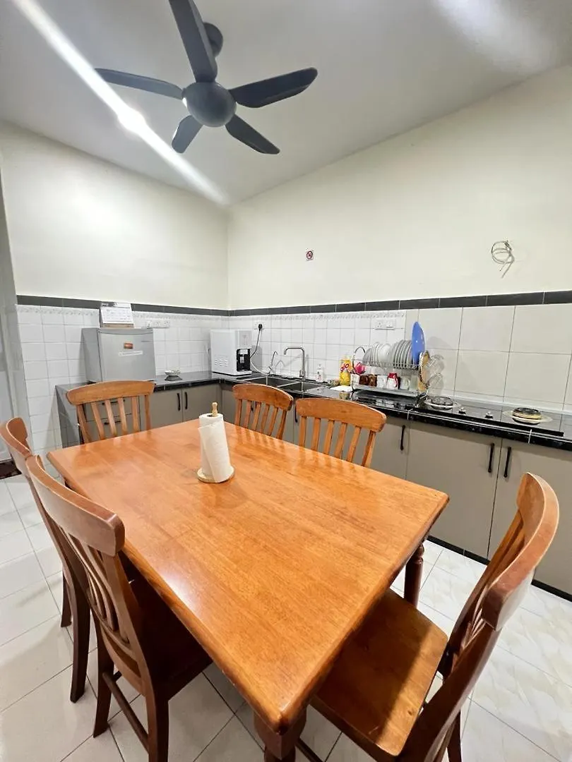 De Raisha Homestay Butterworth Holiday home